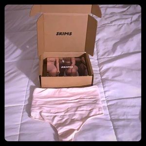 Skims High waisted thong never worn